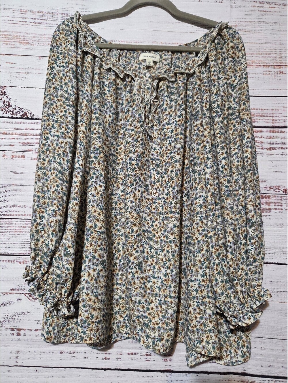 Max Studio 2X Floral Pattern Blouse Long Sleeve Ruffle Cottage Core Chiffon